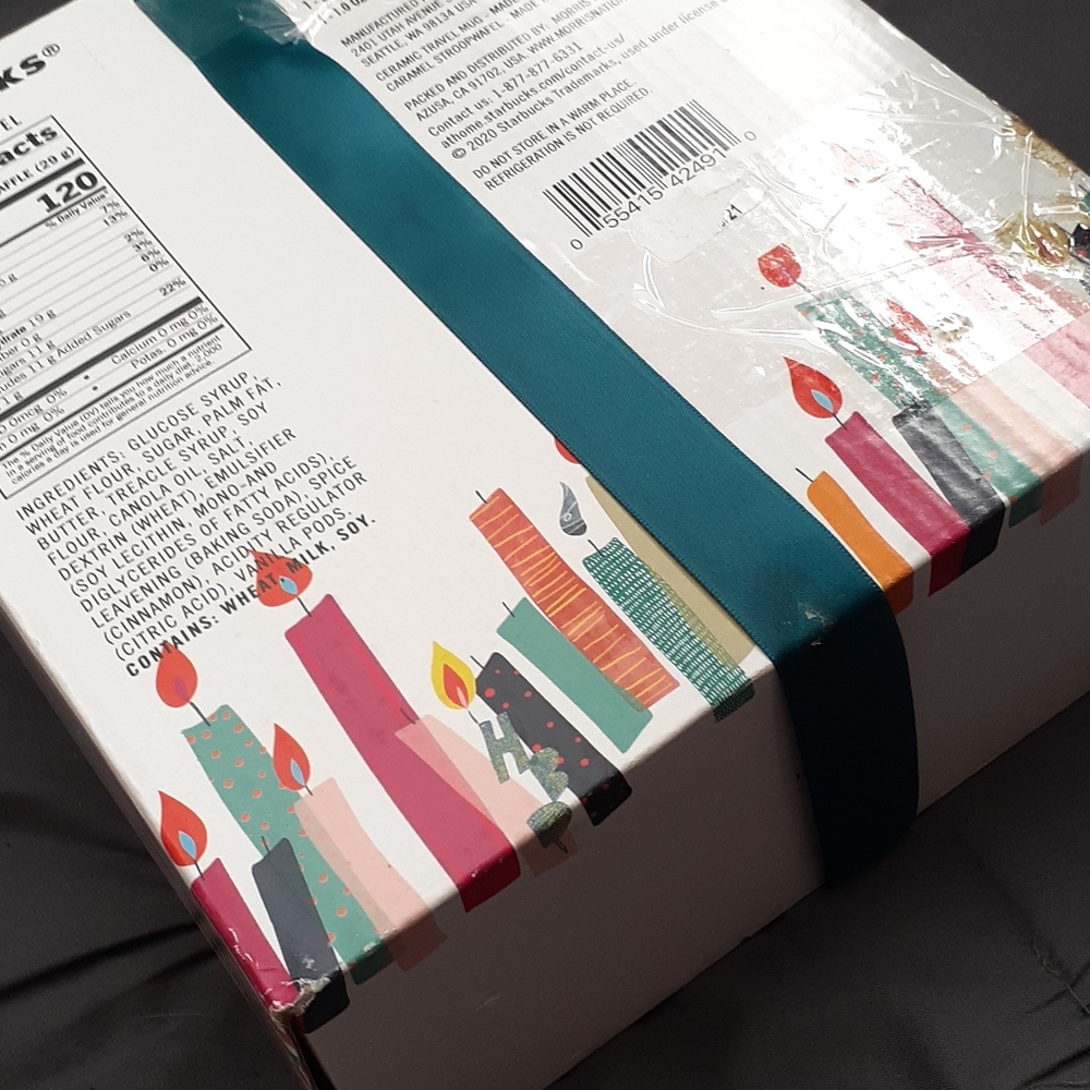 💚 Starbucks Gift Pack - Picture 5 of 6